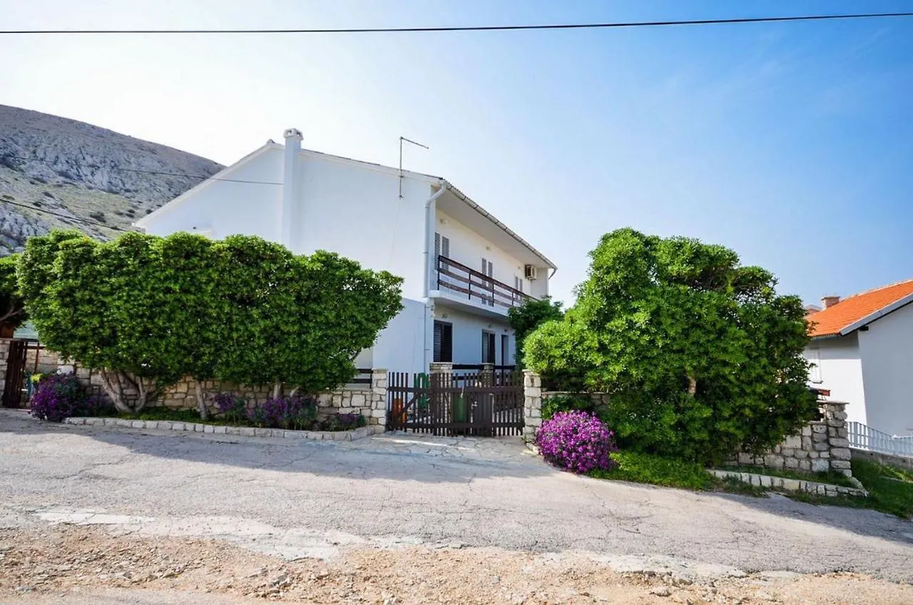 Apartments Jelica Pag Town 0*,