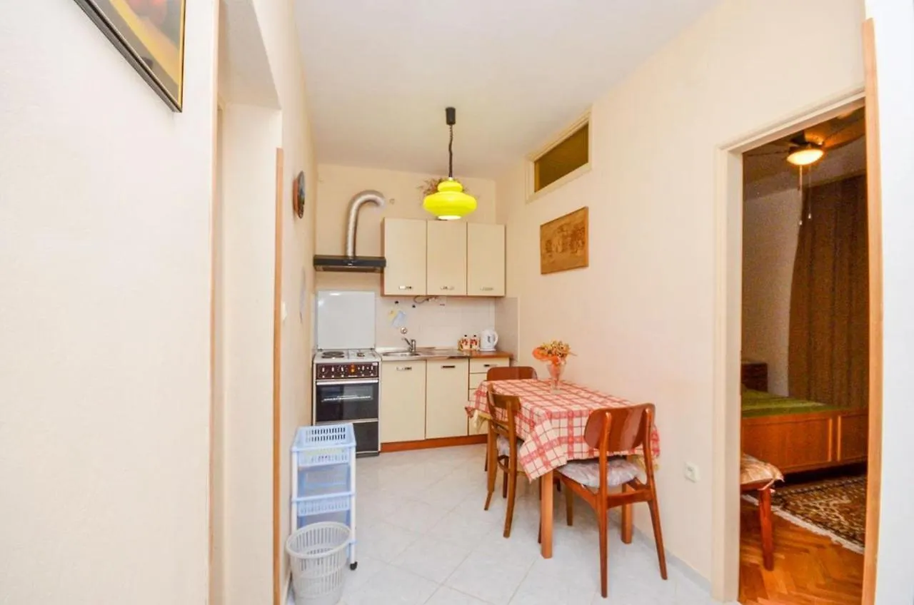 Apartments Jelica Pag Town