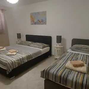 Spomax Apartman