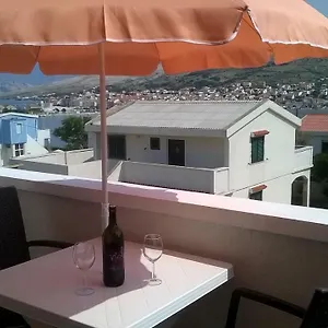 Edina Pag Apartament