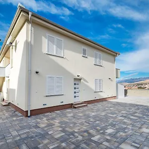Matej B Apartament